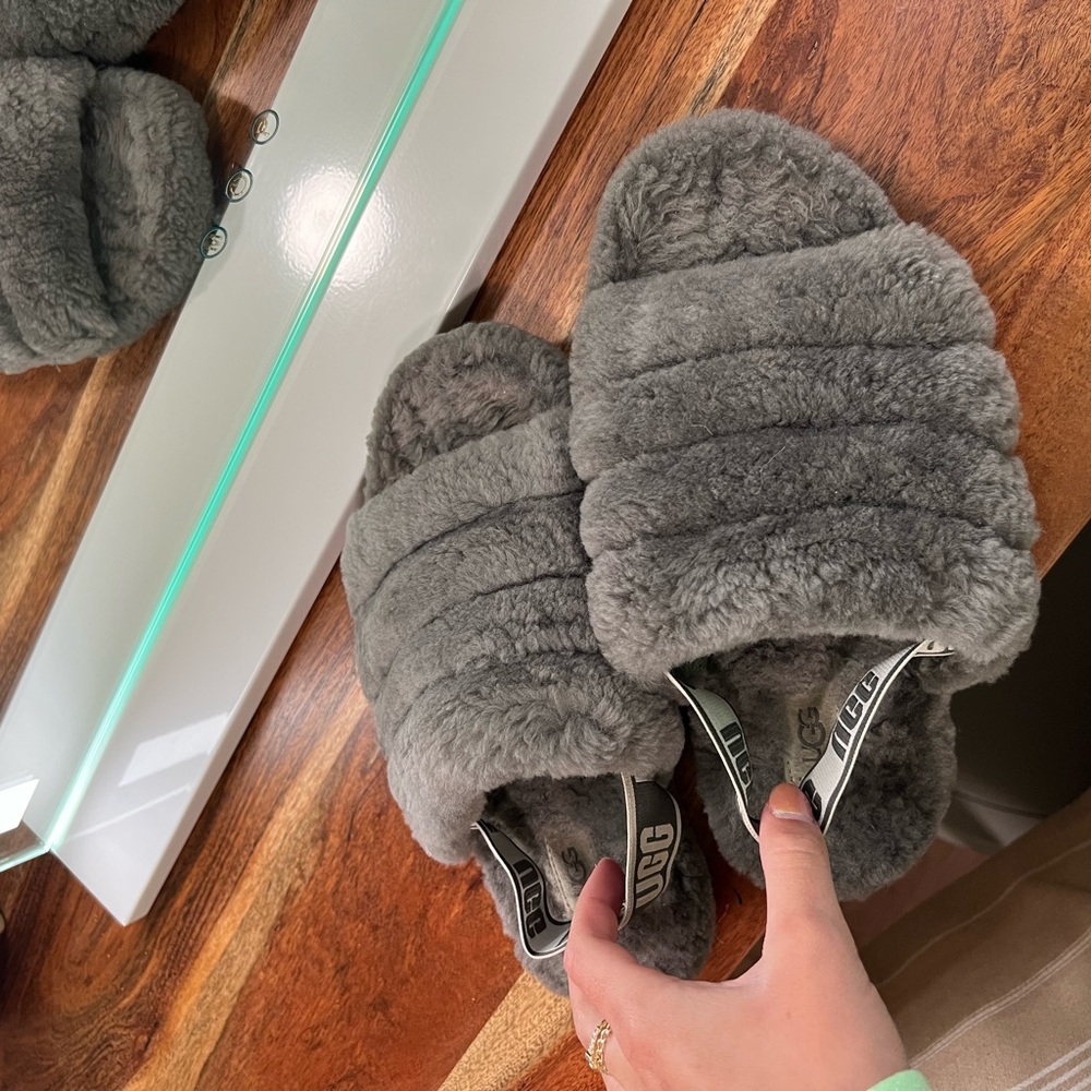 UGG Fluff Yeah Slide